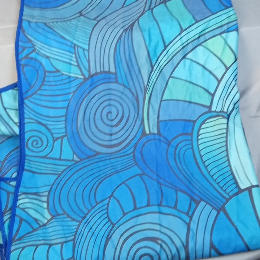 💩 Blue and Teal Abstract Stripe Beach Towel